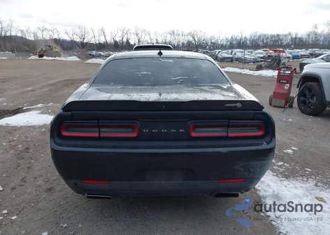 2016 Dodge Challenger R/T Plus from USA, damaged, VIN 2C3CDZBT8GH284467